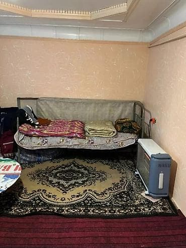 дом м: 4 комнаты, С мебелью частично — 6