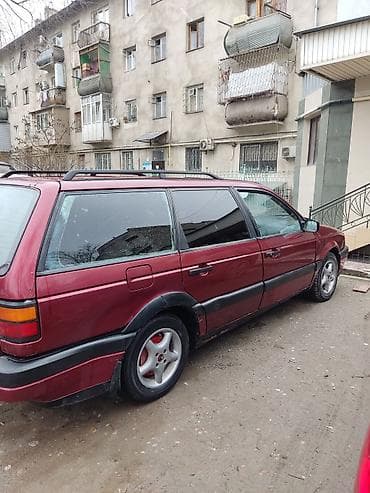 sprinter vip: Volkswagen Passat Variant: 1991 г., 1.8 л, Бензин — 3
