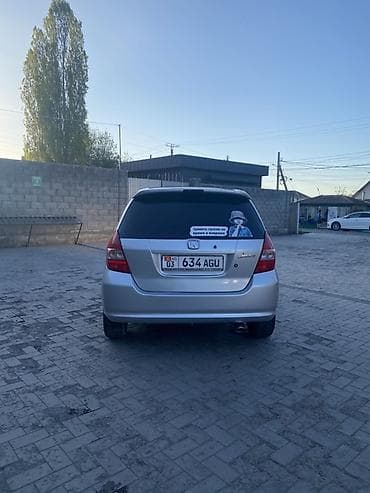 Продажа авто: Honda Jazz: 2003 г., 1.3 л, Механика, Бензин, Хэтчбэк — 3