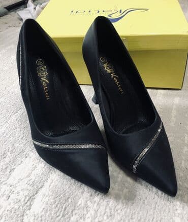 обувь для охоты: Каблук по низкой цене, 35 размер, новый — 2