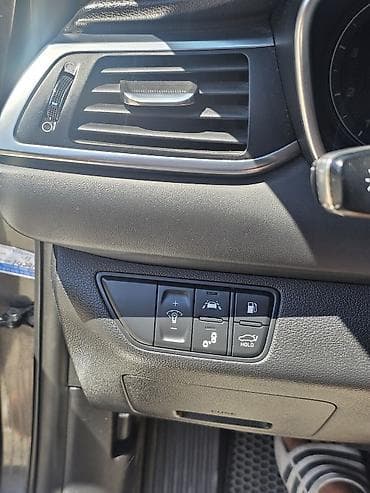 Транспорт: Hyundai Genesis: 2020 г., 2 л, Автомат, Бензин, Седан — 6