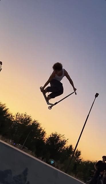 Самокаты: 🛴 Хочешь научиться круто кататься на трюковом самокате? Провожу — 1