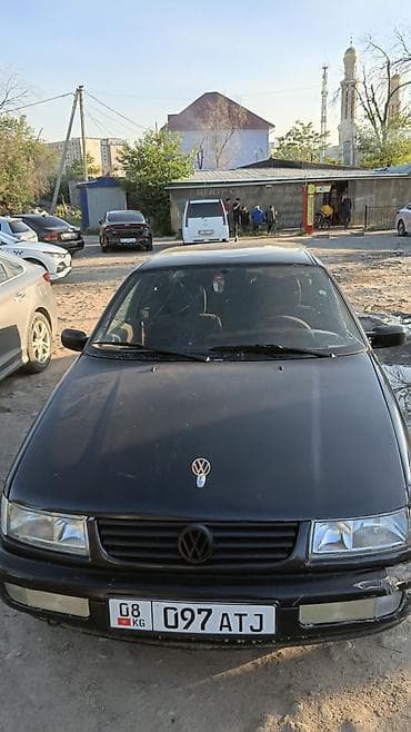 сед: Volkswagen Passat: 1994 г., 2 л, Механика, Бензин, Седан — 4