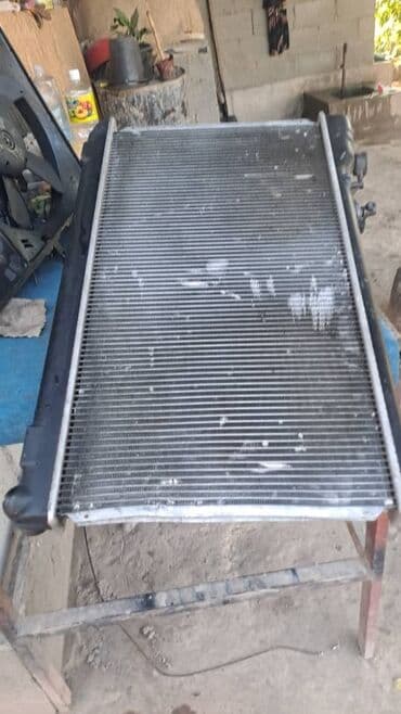 Продаю Радиатор субару форестер сг5