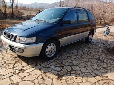 продаю в связи с переездом: Mitsubishi Space Wagon: 1996 г., 2 л, Механика, Вэн/Минивэн — 6