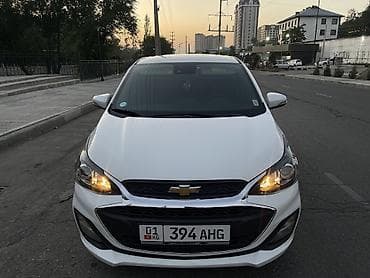 Chevrolet Spark: 2019 г., 1 л, Вариатор, Бензин, Хэтчбэк
