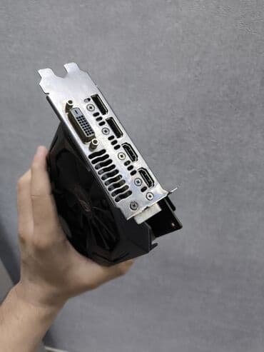 Акылдуу сааттар: Видео карта, Колдонулган, Asus, Radeon RX, 8 ГБ, ПК үчүн — 4