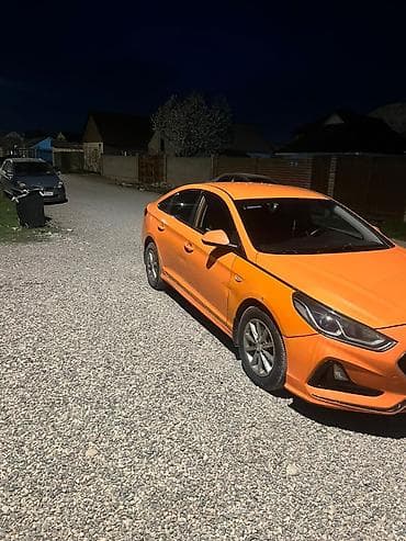 camry 2 2: Hyundai Sonata: 2019 г., Автомат, Бензин, Седан — 3