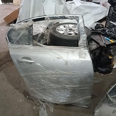 Дверь Задняя правая BMW, Б/у at lalafo.kg Дверь Задняя правая BMW, Б/у