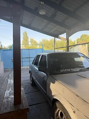 Унаа сатуу: BMW 5 series: 1991 г., Кол менен иштөөчү, Седан — 2