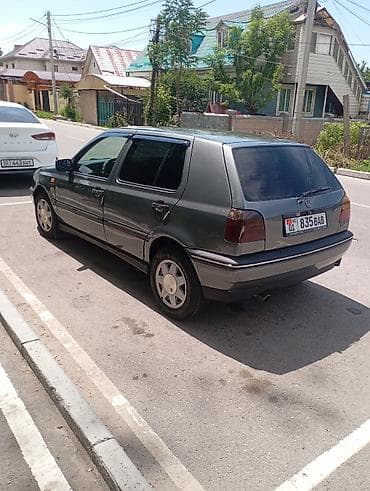 голыф 3: Volkswagen Golf: 1993 г., 1.6 л, Механика, Бензин, Хэтчбэк — 4