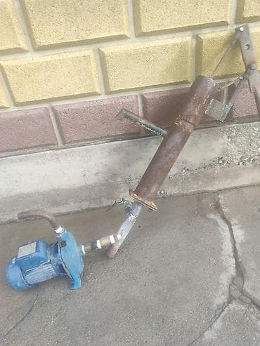 водяной компрессор: Насосный узел для подачи воды + самодельная стойка/штатив Состав: - — 2