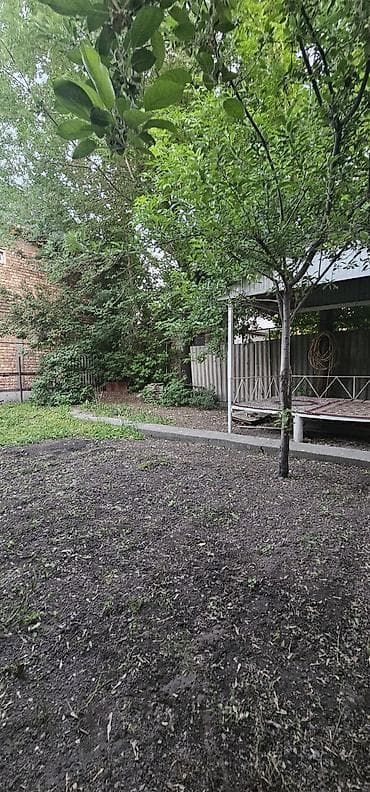 сарский село: Продаётся добротный кирпичный дом 60 кв.м на участке 3сотки в районе — 9