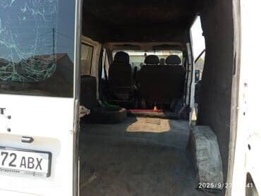 продаю или меняю на дом: Ford Transit: 2001 г., Дизель, Минивэн — 5