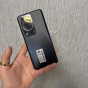 huawei mate 70 pro: Huawei nova Y71, Б/у, 128 ГБ, цвет - Синий, 1 SIM — 4