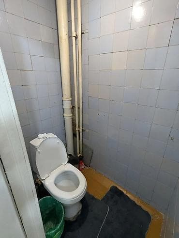 osh flats: 2 комнаты, 54 м², 105 серия, 4 этаж, Старый ремонт — 6