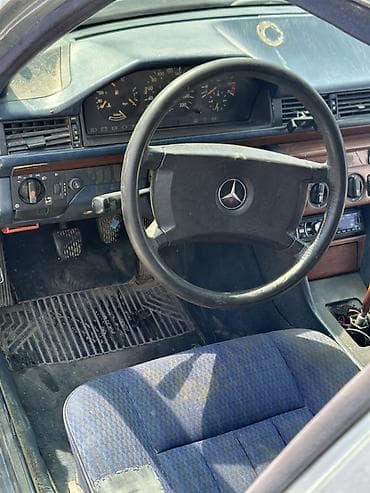 мерседес 124 2 3: Mercedes-Benz W124: 1990 г., 2.3 л, Кол менен иштөөчү, Газ, Седан — 6