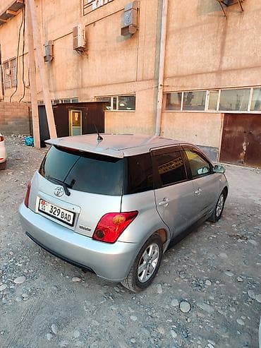 Toyota Ist: 2003 г., 1.3 л, Автомат, Бензин at lalafo.kg Toyota Ist: 2003 г., 1.3 л, Автомат, Бензин