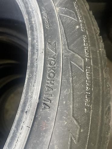 Шины 285 / 45 / R 22, Лето, Б/у, Комплект, Внедорожные (АТ/МТ), Yokohama