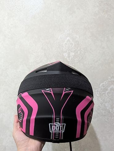 Спорт и отдых: Мотошлем кроссового/эндуро типа с козырьком, размер по внутренней — 4