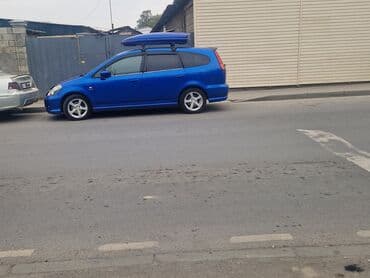 таота стрим: Honda Stream: 2005 г., 2 л, Автомат, Бензин, Минивэн — 5