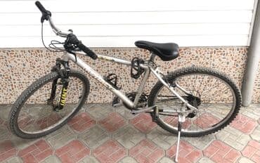 наклейки на велосипед на раму: Горный велосипед, Giant, Рама M (156 - 178 см), Алюминий, Б/у — 3