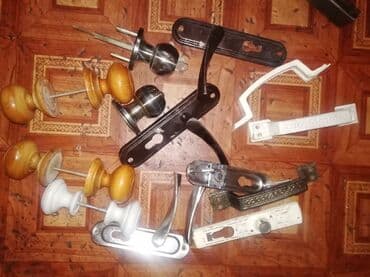 купить медогонку: Ручки дверные, цена за штуку — 3