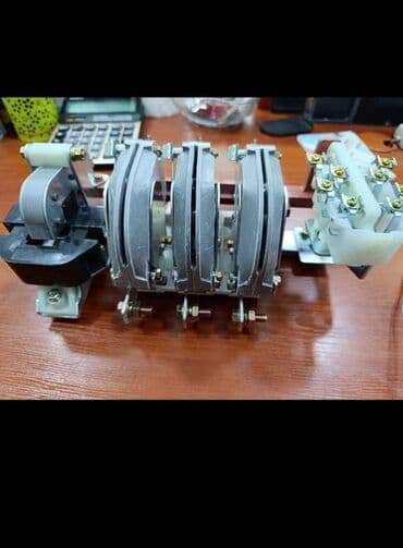 Электрический разъединитель, предназначенный для коммутации at lalafo.kg Электрический разъединитель, предназначенный для коммутации