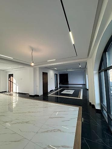 127: Аренда офисов, 127 м², В жилом комплексе, С отдельным сан узлом — 8