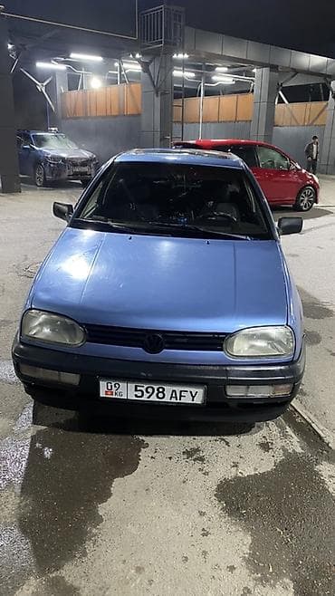Volkswagen Golf: 1993 г., 1.6 л, Кол менен иштөөчү, Бензин, Хетчбек