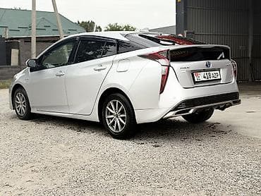 roewe i6: Toyota Prius: 2018 г., 1.8 л, Вариатор, Гибрид, Лифтбек — 3