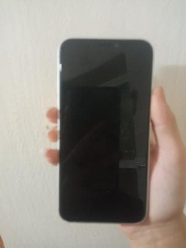 se 3: IPhone XS в корпусе от 17 про в белом цвете на 64 Гб. задняя камера — 2