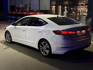 Hyundai Avante: 2018 г., 1.6 л, Автомат, Бензин, Седан — 4