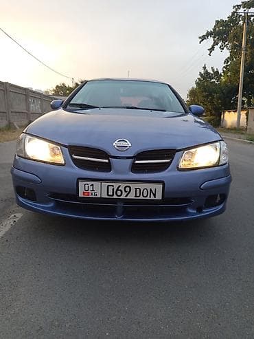 Nissan Almera: 2001 г., 1.8 л, Механика, Бензин, Хэтчбэк