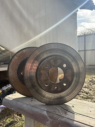 Автохимия: Тормоз дисктер комплектиси Hyundai Колдонулган — 2