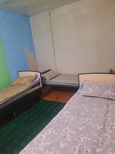 барачные дома: Комната с тремя односпальными кроватями - Три раздельные односпальные — 1
