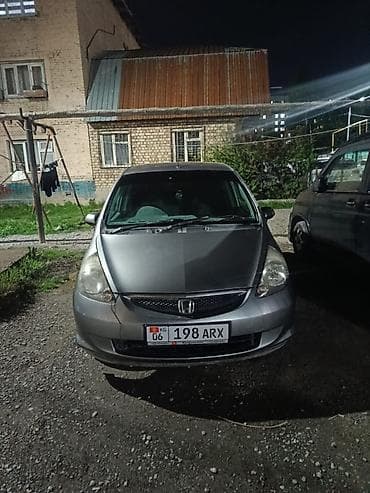 Honda Fit: 2004 г., 1.3 л, Вариатор, Хэтчбэк