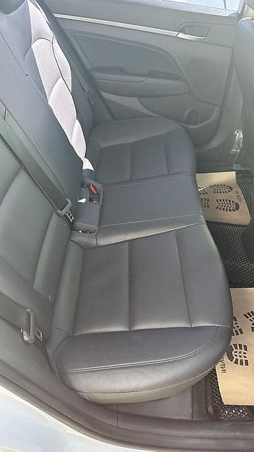 lada 2105: Hyundai Avante: 2019 г., 1.6 л, Автомат, Седан — 8