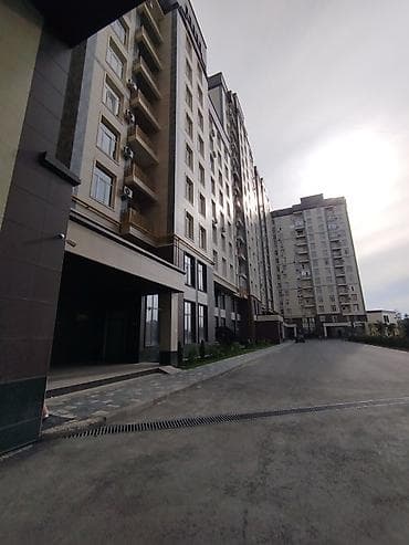 Паркинги: Охраняемая парковка/паркинг у современного жилого комплекса — 10