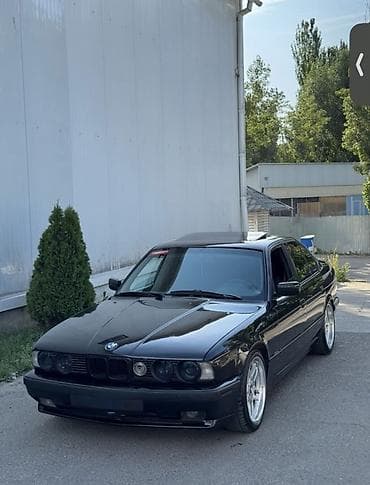 BMW 5 series: 1988 г., 3 л, Механика, Бензин, Седан — 1