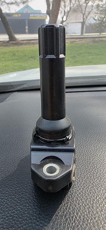 mini jack: Катушка зажигания Subaru 2015 г., Б/у, Оригинал, Япония — 1