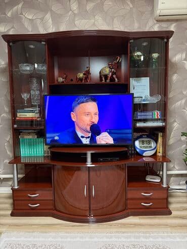 Продается горка производство малазия цвет красное дерево