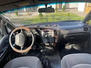 byd plus: Hyundai H-1: 2007 г., 2.5 л, Автомат, Дизель, Минивэн — 9