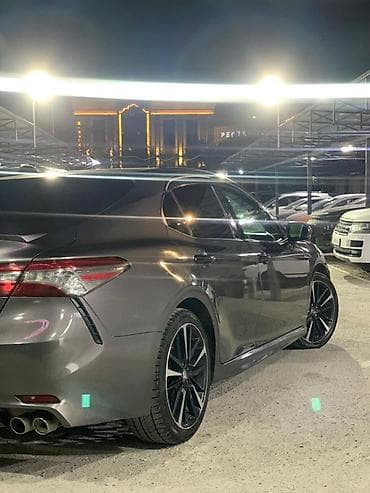 camry 2011: Toyota Camry: 2018 г., 2.5 л, Автомат, Бензин, Седан — 2