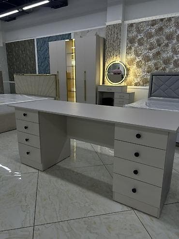 Компьютердик үстөлү, Эки орундук