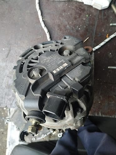 vvt: Генератор Toyota 2002 г., Б/у, Оригинал — 1