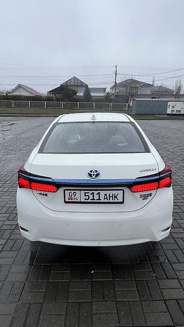 Toyota: Toyota Corolla: 2020 г., 1.8 л, Автомат, Электромобиль, Седан — 3