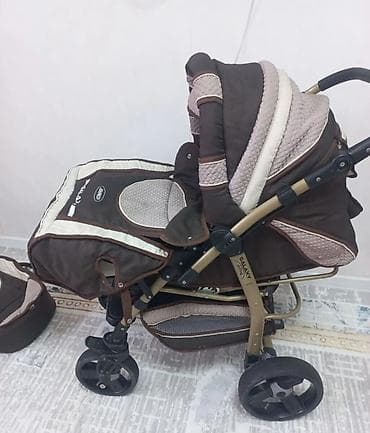 Коляски: Коляска, Другой бренд, цвет - Коричневый, Б/у, Платная доставка — 1