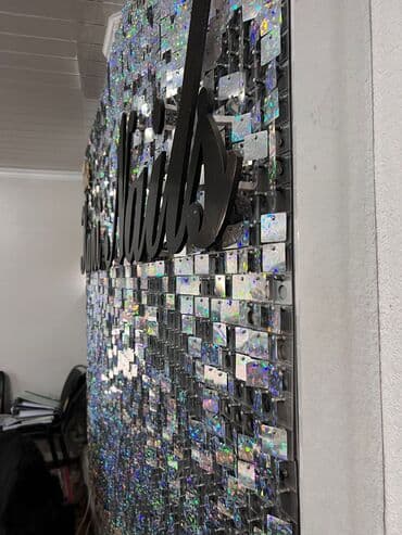 реклама наклейка: Фото зона(вывеска) с красивыми паетками — 2