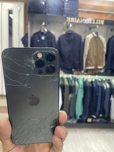 айфоны на запчасти: IPhone 12 Pro, Б/у, 128 ГБ, Графит, Чехол, 90 % — 1